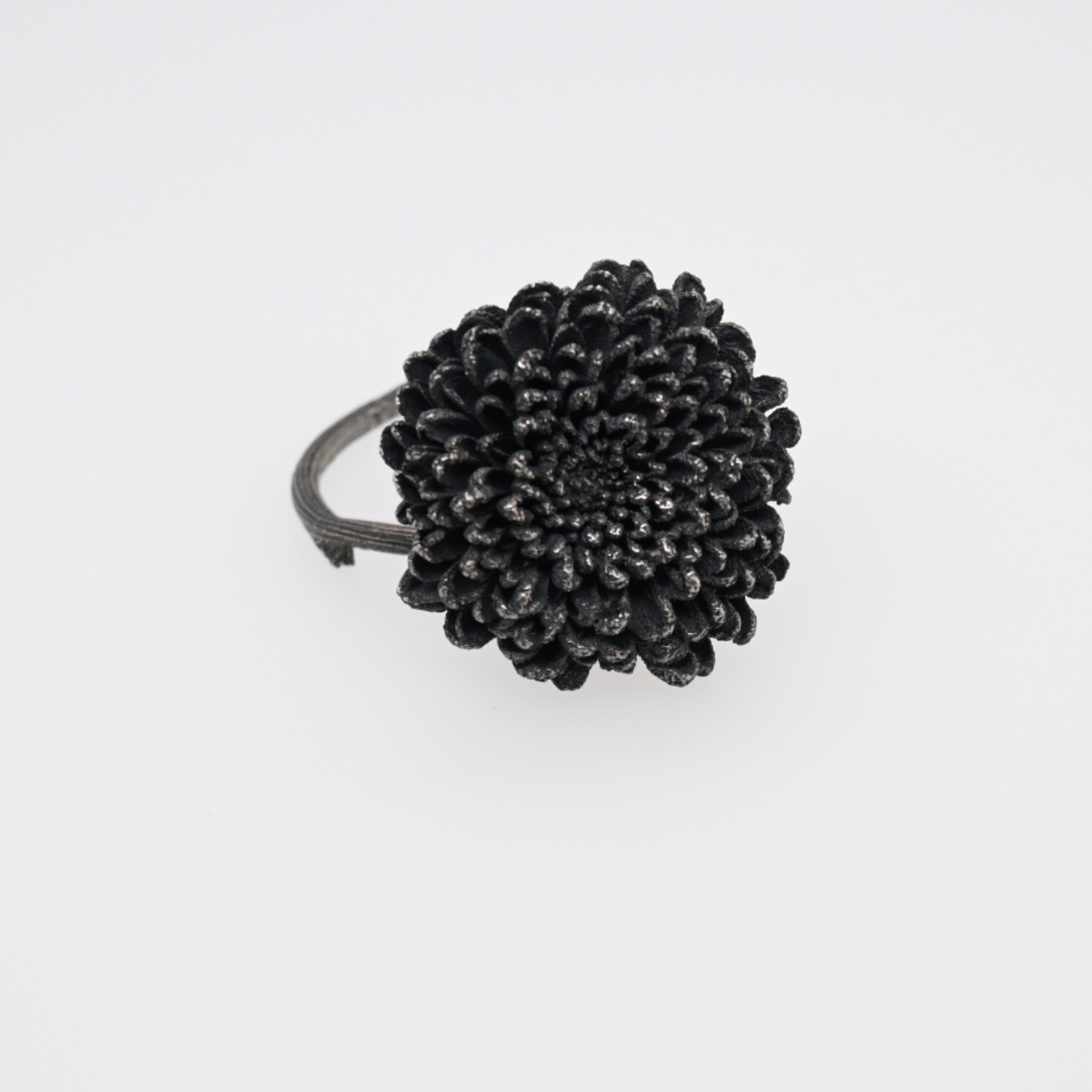 Chrysanthemum Ring