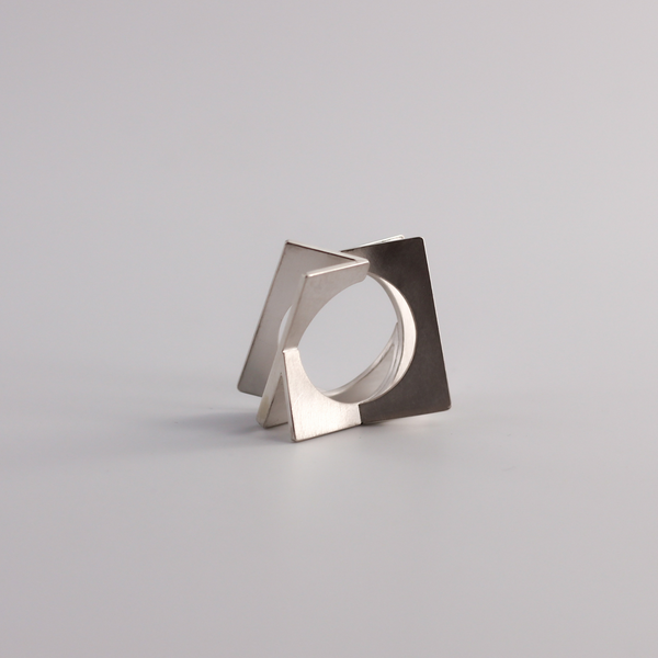 Square Ring